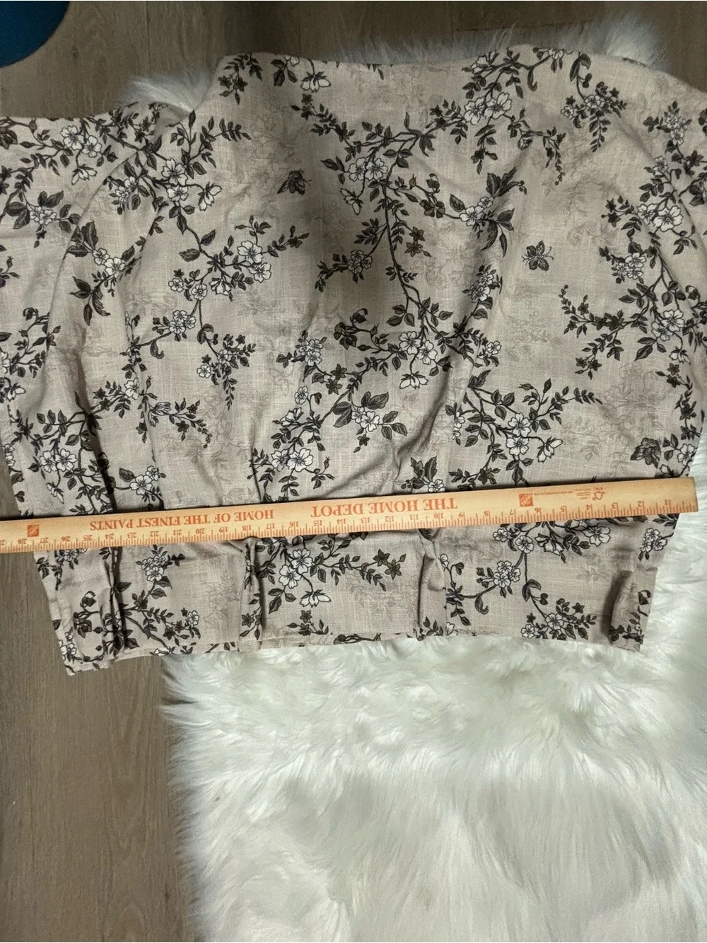 Floral A-Line Skirt in Blush Beige Print 2 Kitchen curtains 70%Polyester 30%Line